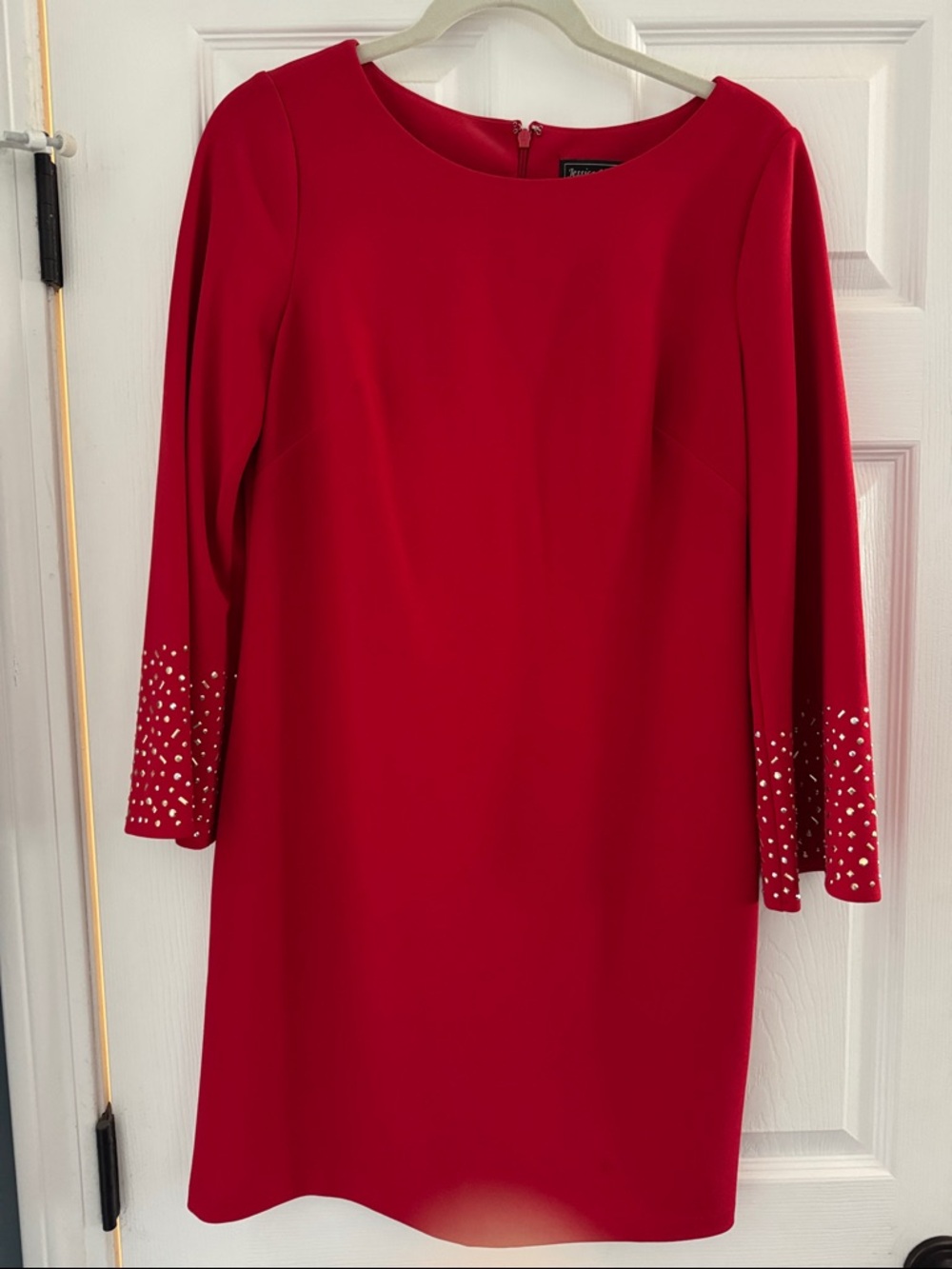 Jessica Howard Red Long-Sleeve Shift Dress with Embellished Cuffs size 8P
